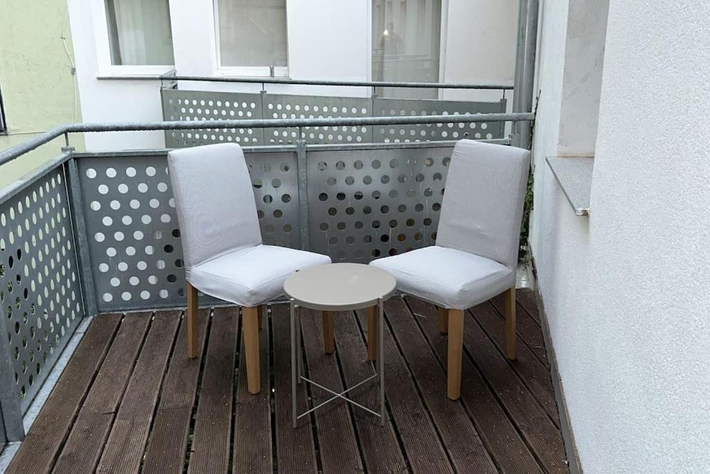 Gemuetliche Mit Balkon In